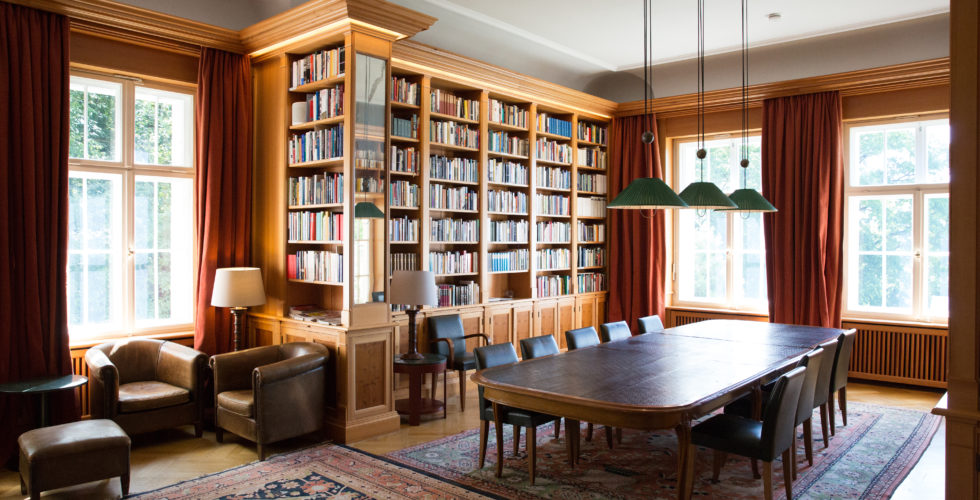 The library of the Hans Arnhold Center