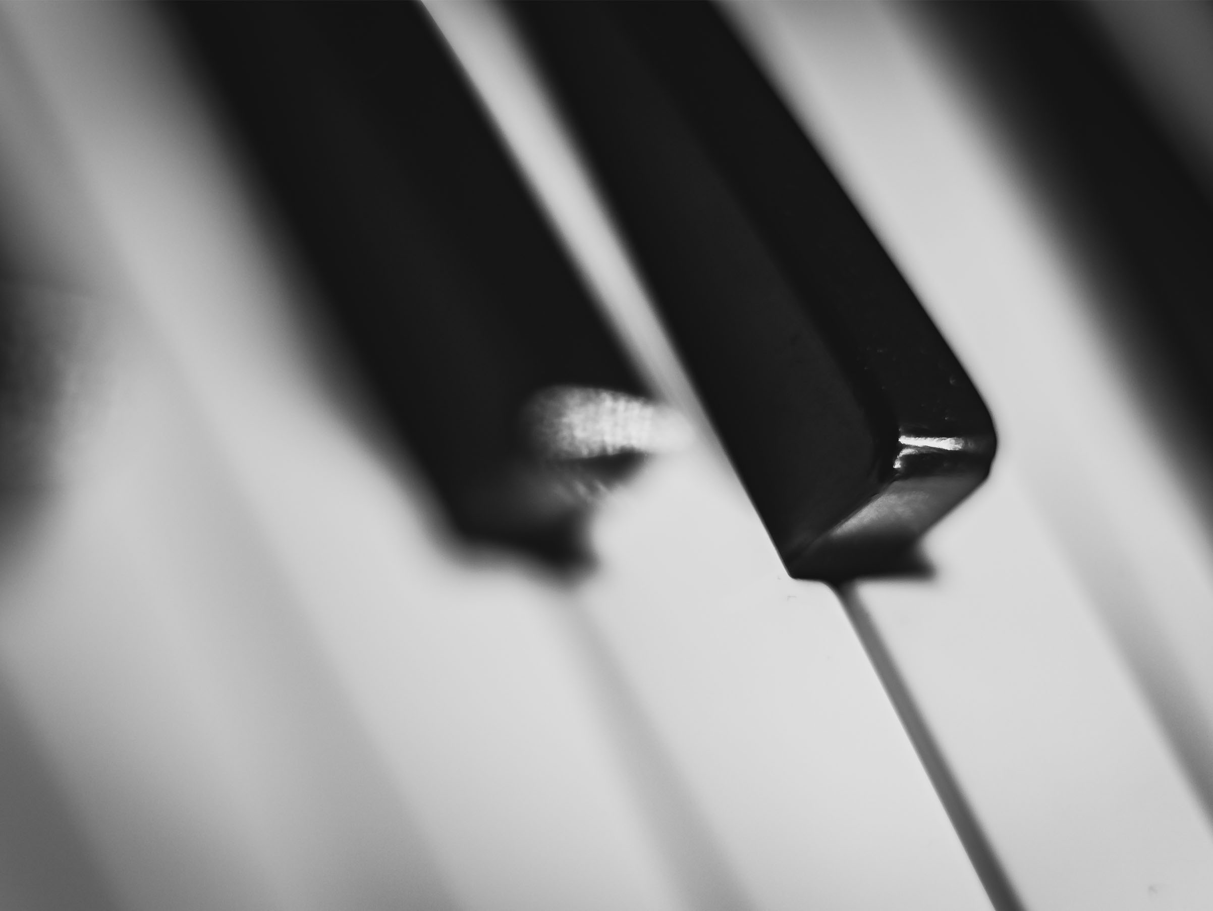 Listening through the Iron Curtain