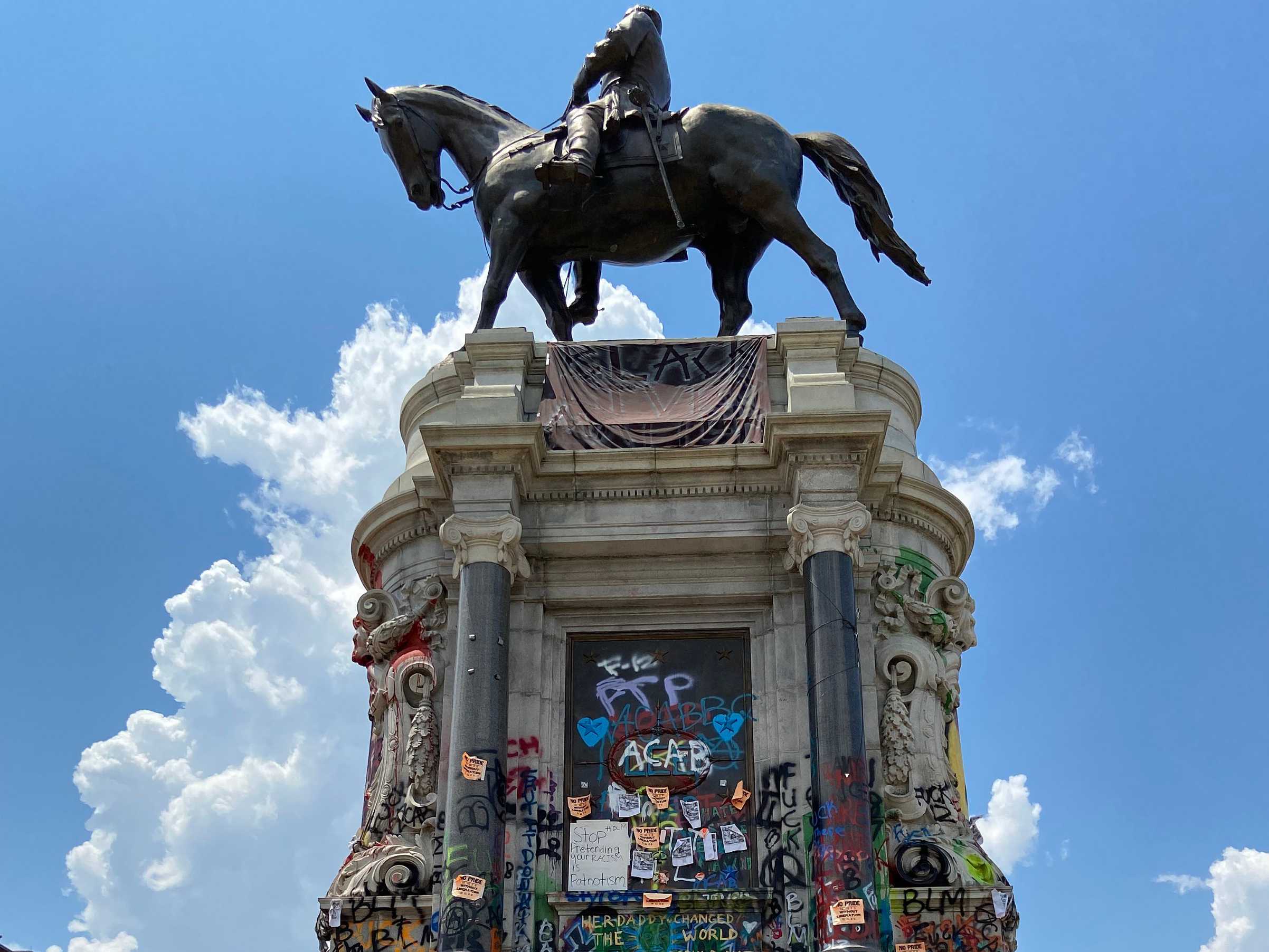 Memory / Race / Nation: The Politics of Modern Memorials